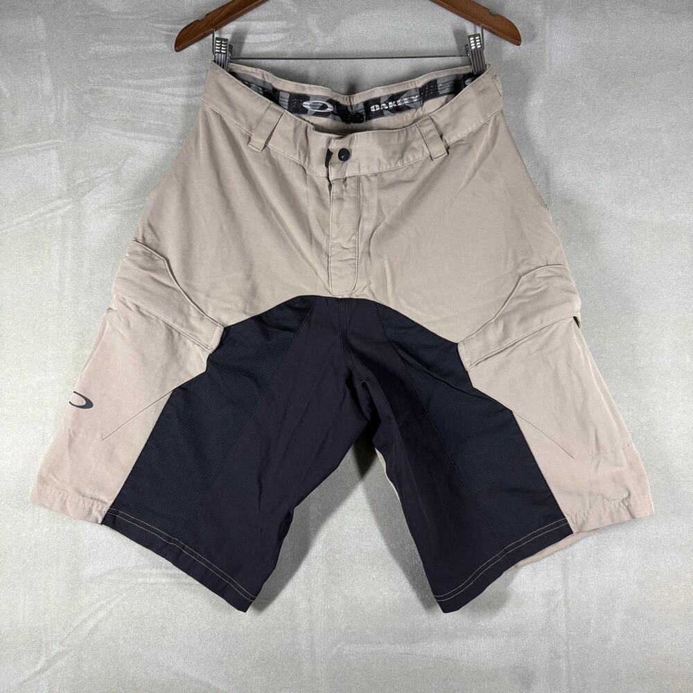 Vintage Oakley MTB Cycling Shorts Beige Black Cargo Performance Men’s Size 36